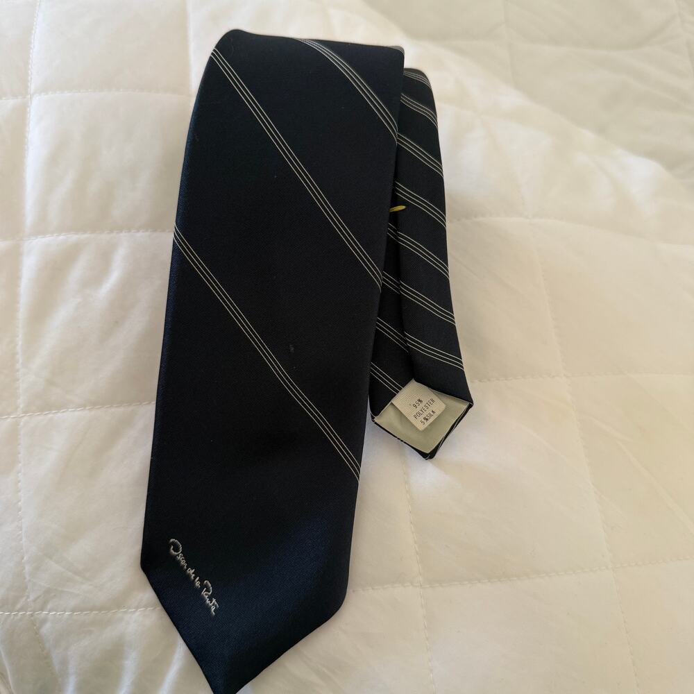 OSCAR de la RENTA | Vintage Navy Blue Classic Striped Tie Preppy,